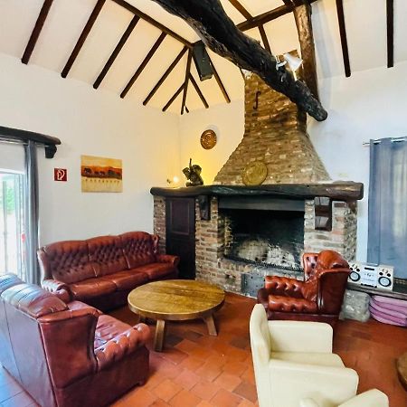 Magnificent Farmhouse In Sint Joost Luaran gambar