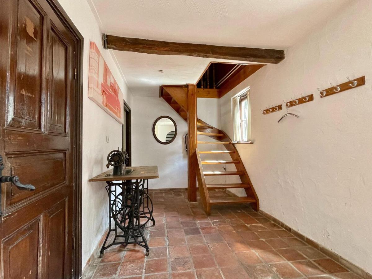 Magnificent Farmhouse In Sint Joost Luaran gambar
